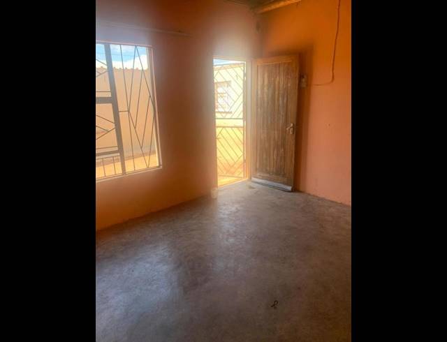 12 BEDROOM HOUSE FOR SALE IN SOSHANGUVE R